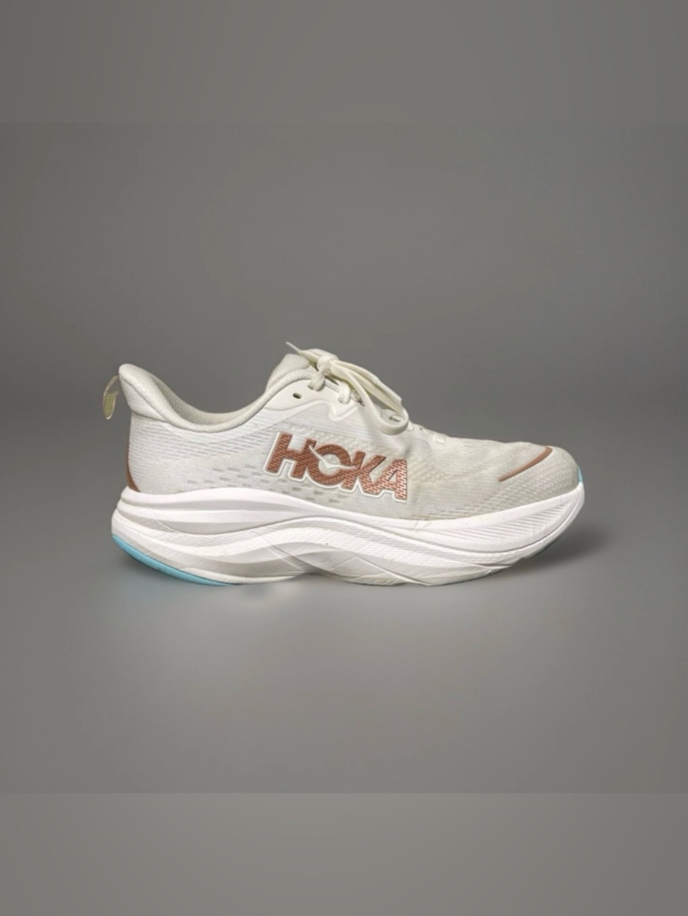 Hoka One One Skyflow Frost/Rose Gold Women's Running Shoes Size 8B